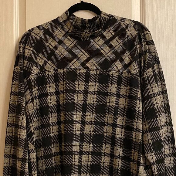 Style & Co. Plaid Mock Turtleneck Top Grey Black Plaid size 2X - Picture 8 of 10